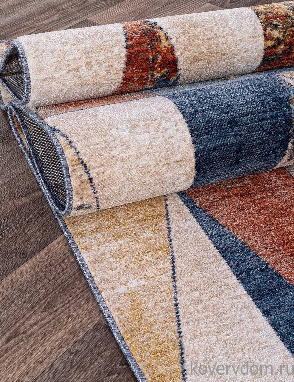 Ковер ZEUS B3526A VANILLA / GREEN Ковер ZEUS B3526A VANILLA / GREEN