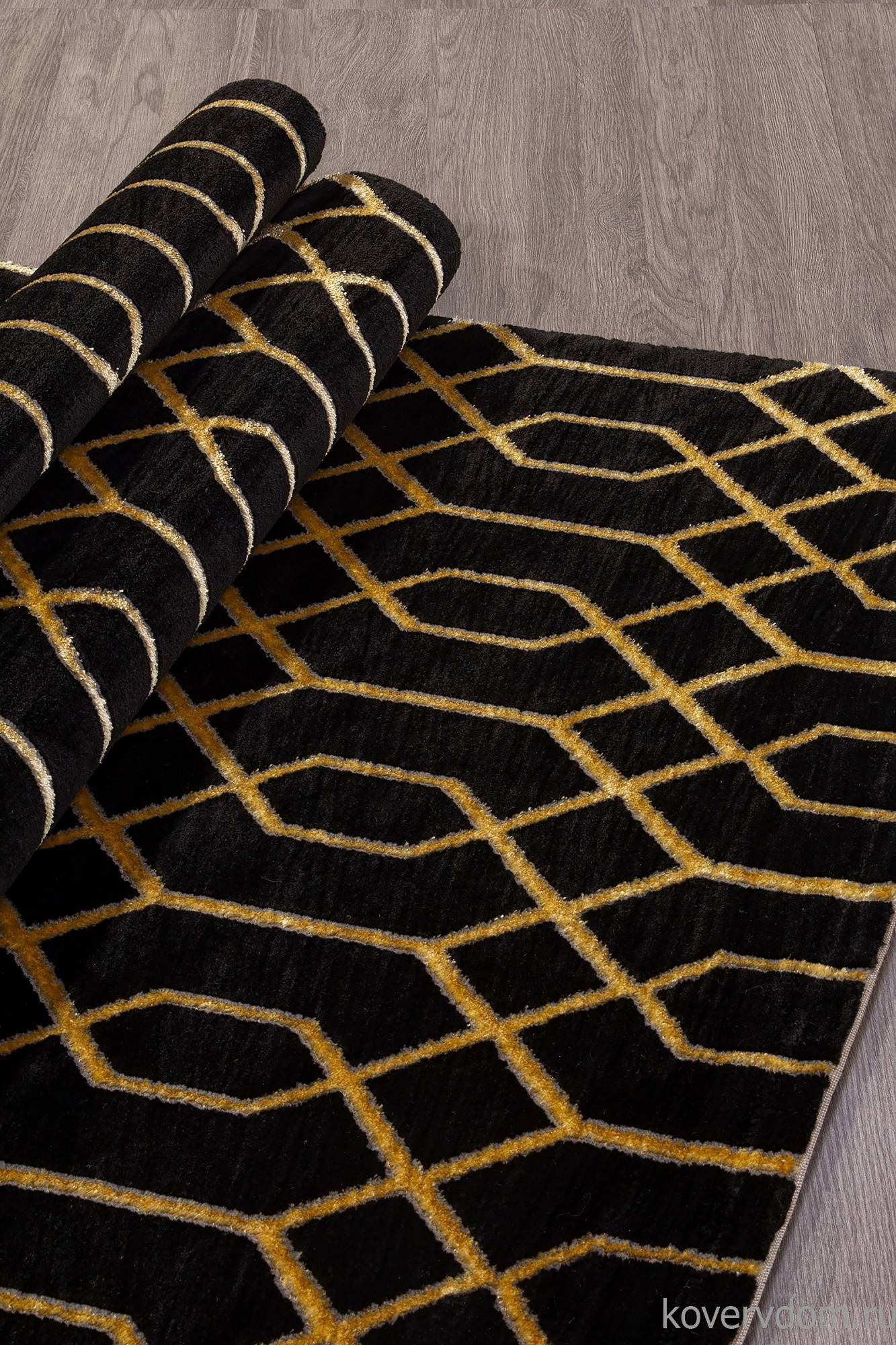 Ковер OMEGA 04427G GOLD / GOLD